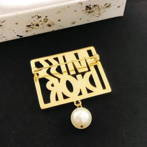 Replica Christian Dior Brooches For Women #1447820 $27.00 USD for Wholesale