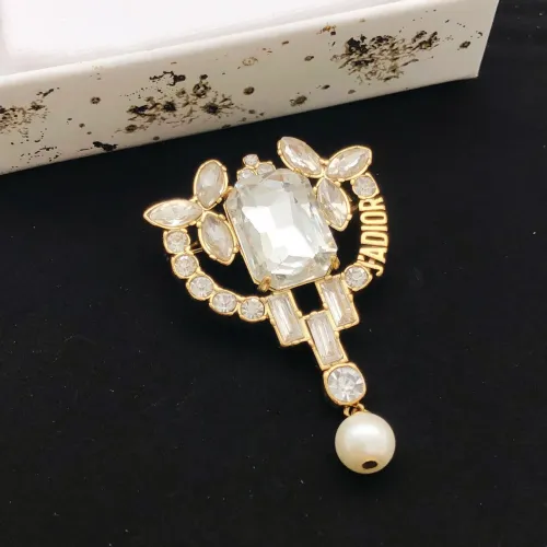 Replica Christian Dior Brooches For Women #1447822 $27.00 USD for Wholesale