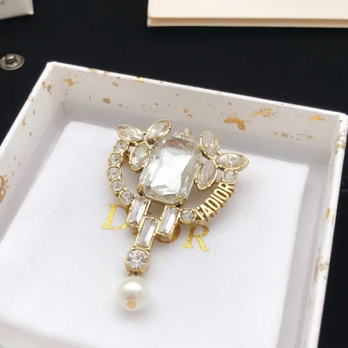 Replica Christian Dior Brooches For Women #1447822 $27.00 USD for Wholesale