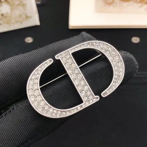 Wholesale Christian Dior Brooches For Women #1447828 $27.00 USD, Wholesale Quality Replica Christian Dior Brooches