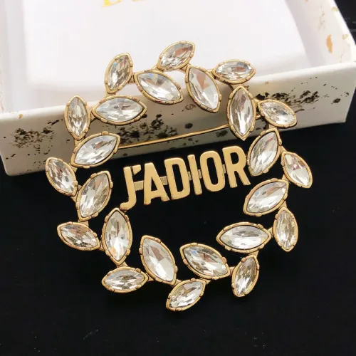 Replica Christian Dior Brooches For Women #1447829 $27.00 USD for Wholesale