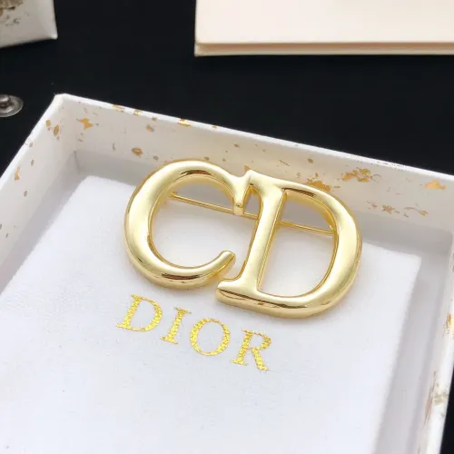 Replica Christian Dior Brooches For Women #1447852 $27.00 USD for Wholesale