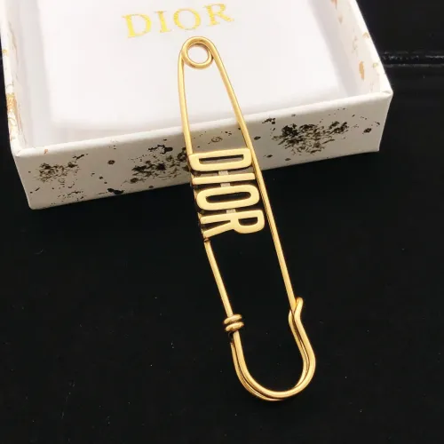 Replica Christian Dior Brooches For Women #1447856 $25.00 USD for Wholesale