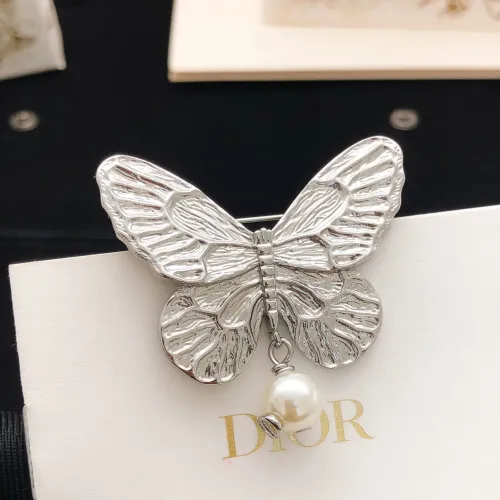 Replica Christian Dior Brooches For Women #1447873 $27.00 USD for Wholesale