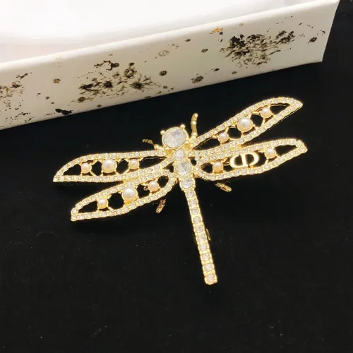 Replica Christian Dior Brooches For Women #1447877 $27.00 USD for Wholesale