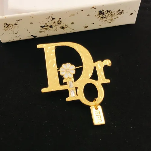 Replica Christian Dior Brooches For Women #1447882 $27.00 USD for Wholesale