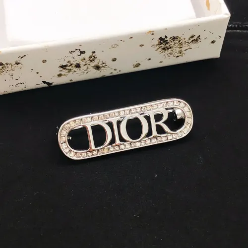 Replica Christian Dior Brooches For Women #1447883 $27.00 USD for Wholesale