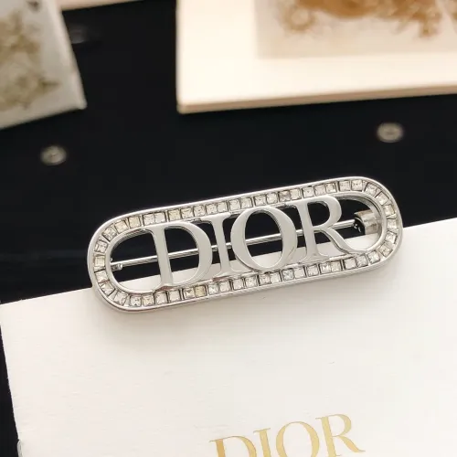 Replica Christian Dior Brooches For Women #1447883 $27.00 USD for Wholesale