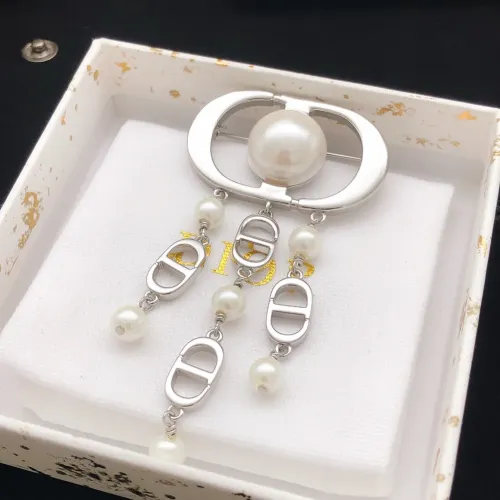 Replica Christian Dior Brooches For Women #1447884 $29.00 USD for Wholesale