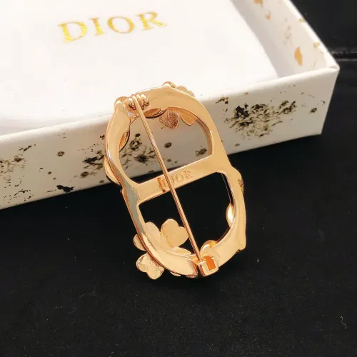 Replica Christian Dior Brooches For Women #1447888 $25.00 USD for Wholesale