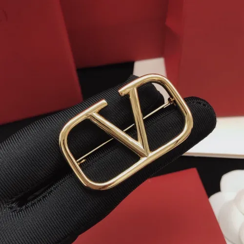Replica Valentino Brooches For Women #1448313 $27.00 USD for Wholesale