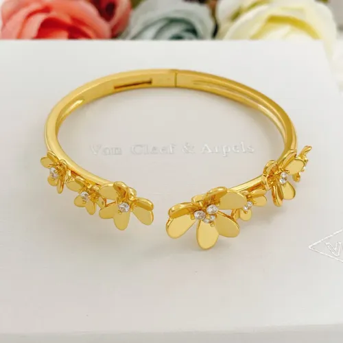 Wholesale Van Cleef &amp; Arpels Bracelets For Women #1448698 $42.00 USD, Wholesale Quality Replica Van Cleef &amp; Arpels Bracelets