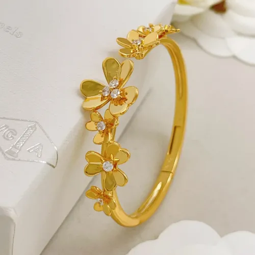 Replica Van Cleef & Arpels Bracelets For Women #1448698 $42.00 USD for Wholesale