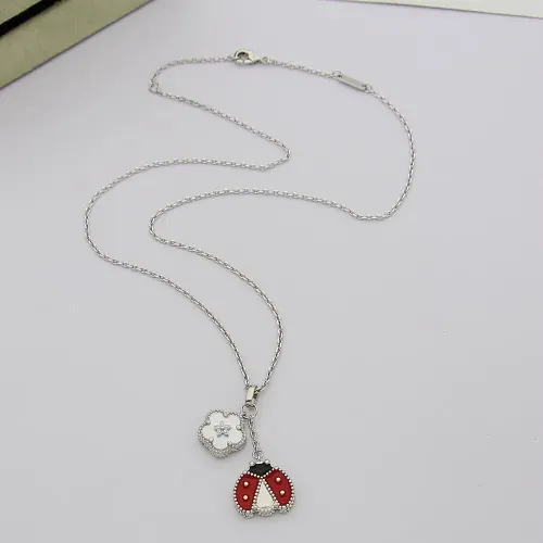 Wholesale Van Cleef &amp; Arpels Necklaces For Women #1448858 $25.00 USD, Wholesale Quality Replica Van Cleef &amp; Arpels Necklaces