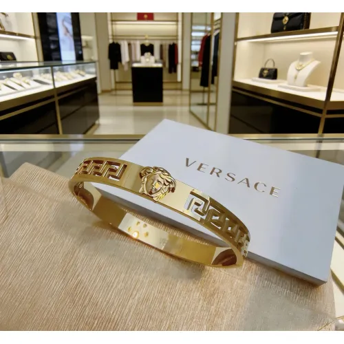 Wholesale Versace Bracelets #1449313 $42.00 USD, Wholesale Quality Replica Versace Bracelets