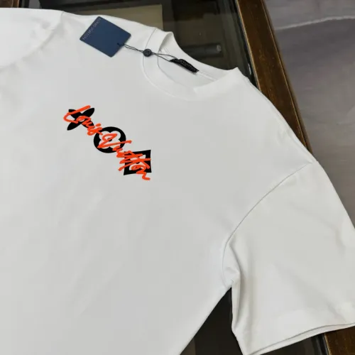 Replica Louis Vuitton LV T-Shirts Short Sleeved For Men #1449890 $40.00 USD for Wholesale