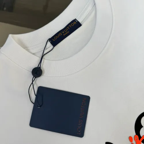 Replica Louis Vuitton LV T-Shirts Short Sleeved For Men #1449890 $40.00 USD for Wholesale