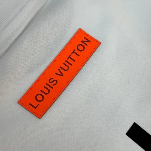 Replica Louis Vuitton LV T-Shirts Short Sleeved For Men #1449890 $40.00 USD for Wholesale
