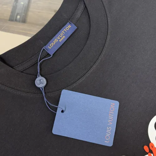Replica Louis Vuitton LV T-Shirts Short Sleeved For Men #1449892 $40.00 USD for Wholesale