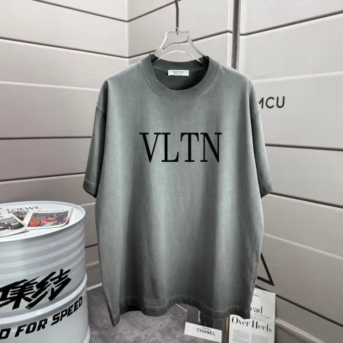 Wholesale Valentino T-Shirts Short Sleeved For Unisex #1450114 $42.00 USD, Wholesale Quality Replica Valentino T-Shirts