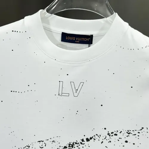 Replica Louis Vuitton LV T-Shirts Short Sleeved For Men #1450457 $82.00 USD for Wholesale
