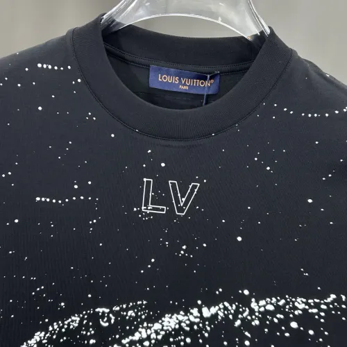 Replica Louis Vuitton LV T-Shirts Short Sleeved For Men #1450458 $82.00 USD for Wholesale