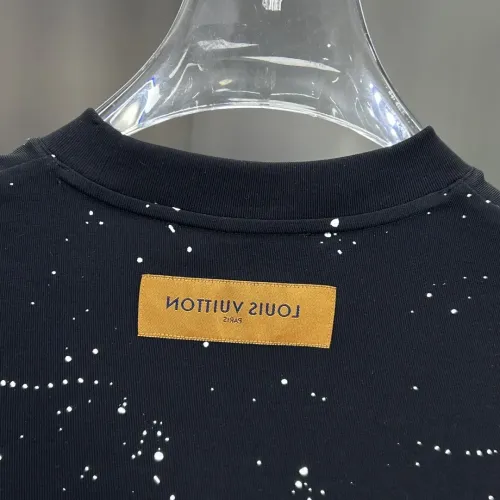 Replica Louis Vuitton LV T-Shirts Short Sleeved For Men #1450458 $82.00 USD for Wholesale