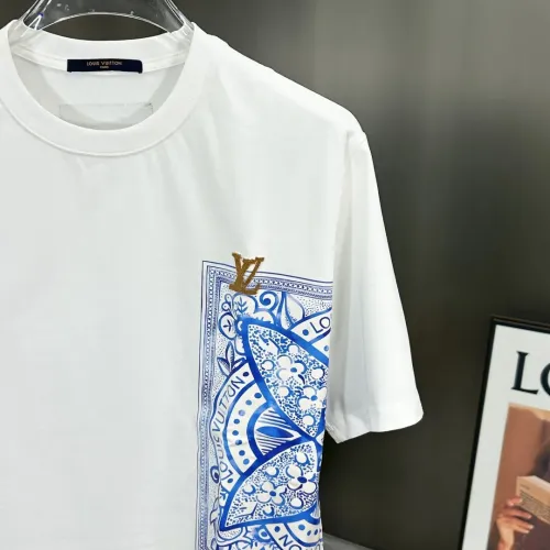 Replica Louis Vuitton LV T-Shirts Short Sleeved For Men #1450478 $56.00 USD for Wholesale