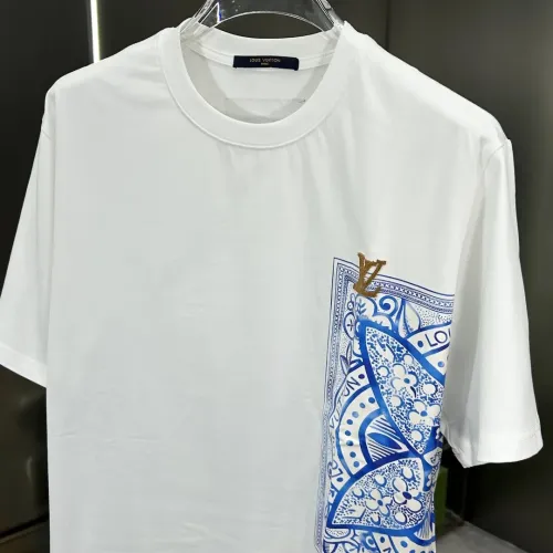 Replica Louis Vuitton LV T-Shirts Short Sleeved For Men #1450478 $56.00 USD for Wholesale