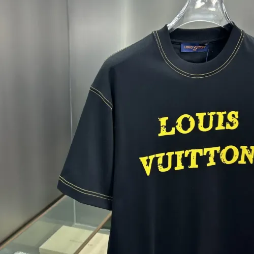 Replica Louis Vuitton LV T-Shirts Short Sleeved For Men #1450531 $82.00 USD for Wholesale