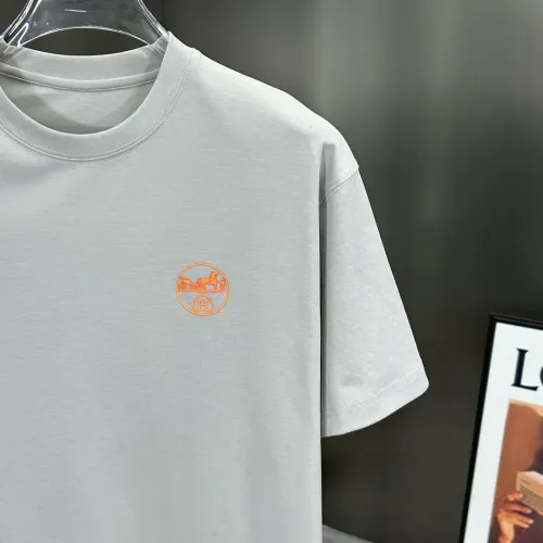 Replica Hermes T-Shirts Short Sleeved For Men #1450584 $56.00 USD for Wholesale