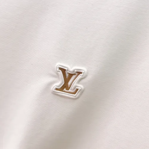 Replica Louis Vuitton LV T-Shirts Short Sleeved For Men #1452351 $48.00 USD for Wholesale