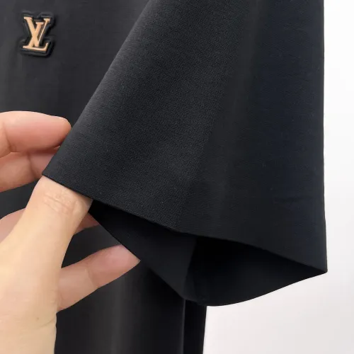 Replica Louis Vuitton LV T-Shirts Short Sleeved For Men #1452354 $48.00 USD for Wholesale