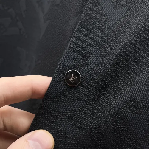 Replica Louis Vuitton LV Shirts Short Sleeved For Men #1452505 $52.00 USD for Wholesale