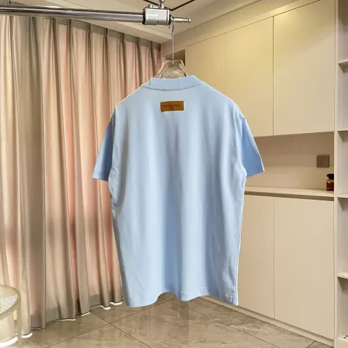 Replica Louis Vuitton LV T-Shirts Short Sleeved For Unisex #1452787 $45.00 USD for Wholesale