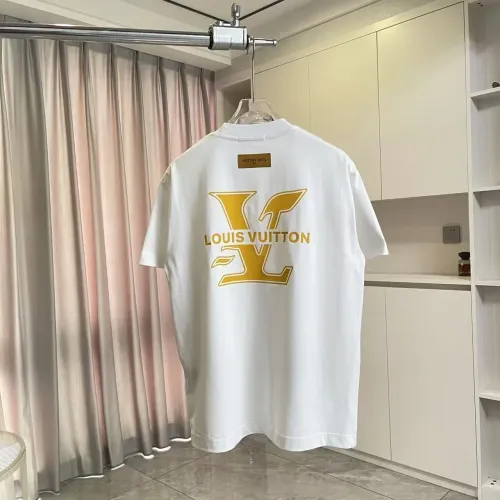 Replica Louis Vuitton LV T-Shirts Short Sleeved For Unisex #1452789 $45.00 USD for Wholesale