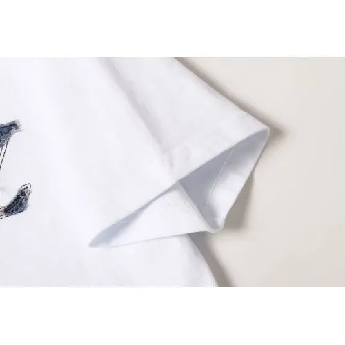 Replica Louis Vuitton LV T-Shirts Short Sleeved For Unisex #1452800 $45.00 USD for Wholesale