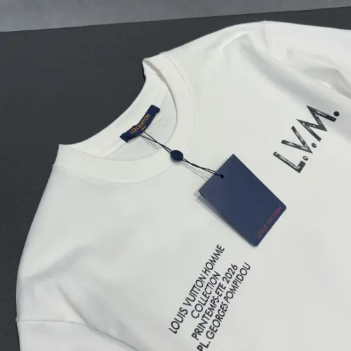 Replica Louis Vuitton LV T-Shirts Short Sleeved For Unisex #1452997 $40.00 USD for Wholesale