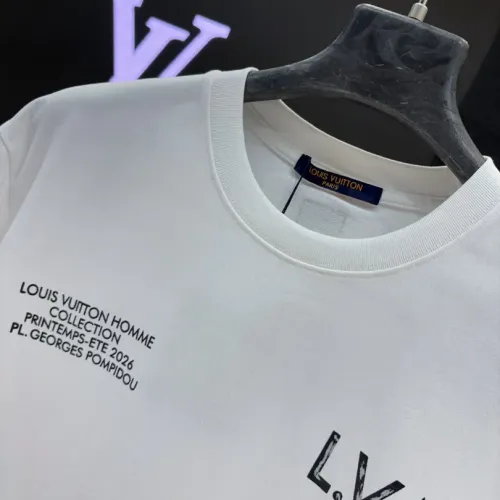 Replica Louis Vuitton LV T-Shirts Short Sleeved For Unisex #1452997 $40.00 USD for Wholesale