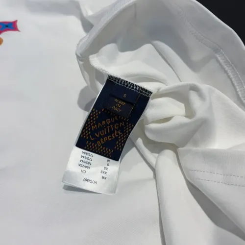 Replica Louis Vuitton LV T-Shirts Short Sleeved For Unisex #1453000 $40.00 USD for Wholesale