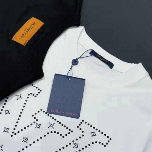 Replica Louis Vuitton LV T-Shirts Short Sleeved For Unisex #1453003 $40.00 USD for Wholesale