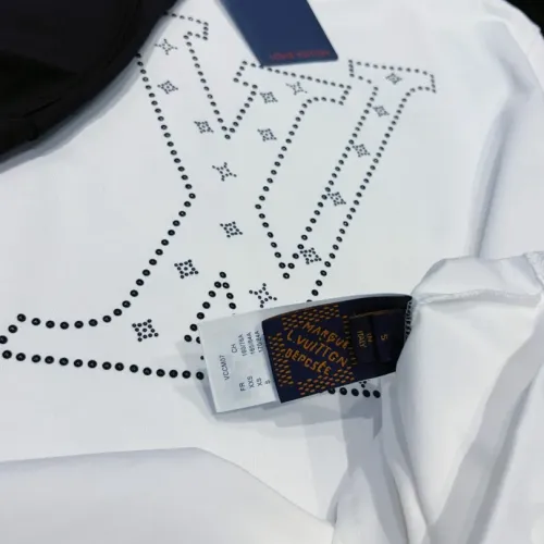 Replica Louis Vuitton LV T-Shirts Short Sleeved For Unisex #1453003 $40.00 USD for Wholesale