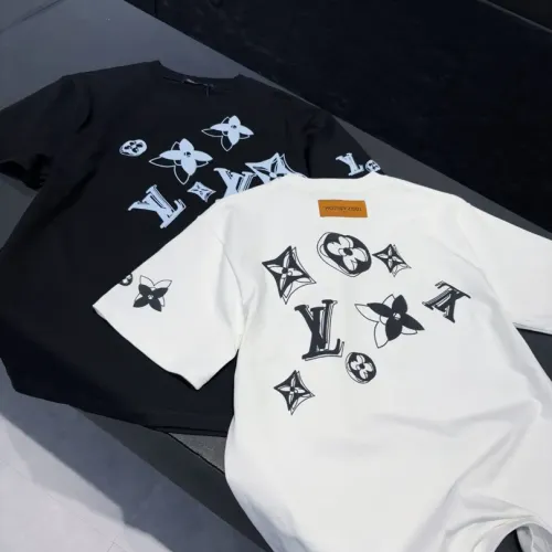 Replica Louis Vuitton LV T-Shirts Short Sleeved For Unisex #1453010 $40.00 USD for Wholesale