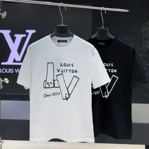 Replica Louis Vuitton LV T-Shirts Short Sleeved For Unisex #1453012 $40.00 USD for Wholesale