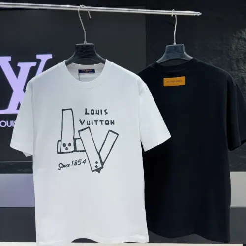 Replica Louis Vuitton LV T-Shirts Short Sleeved For Unisex #1453012 $40.00 USD for Wholesale