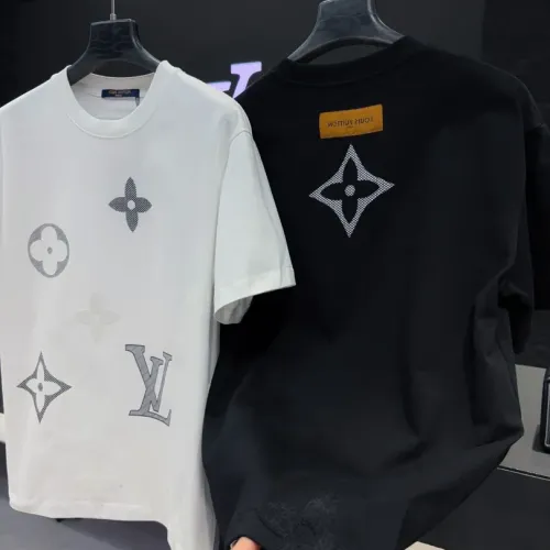 Replica Louis Vuitton LV T-Shirts Short Sleeved For Unisex #1453018 $40.00 USD for Wholesale