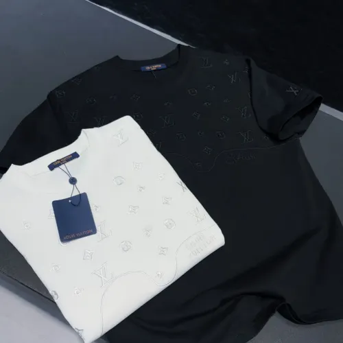 Replica Louis Vuitton LV T-Shirts Short Sleeved For Unisex #1453020 $40.00 USD for Wholesale