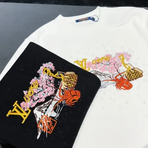 Replica Louis Vuitton LV T-Shirts Short Sleeved For Unisex #1453021 $40.00 USD for Wholesale