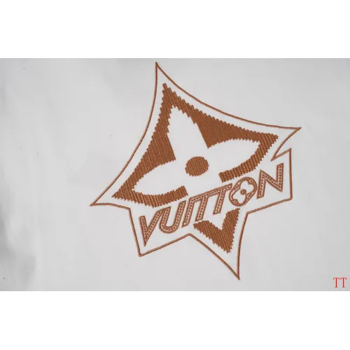 Replica Louis Vuitton LV T-Shirts Short Sleeved For Unisex #1453023 $40.00 USD for Wholesale