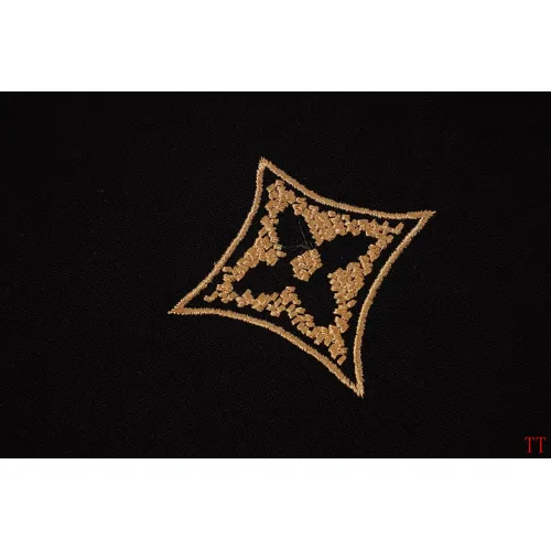 Replica Louis Vuitton LV T-Shirts Short Sleeved For Unisex #1453024 $40.00 USD for Wholesale